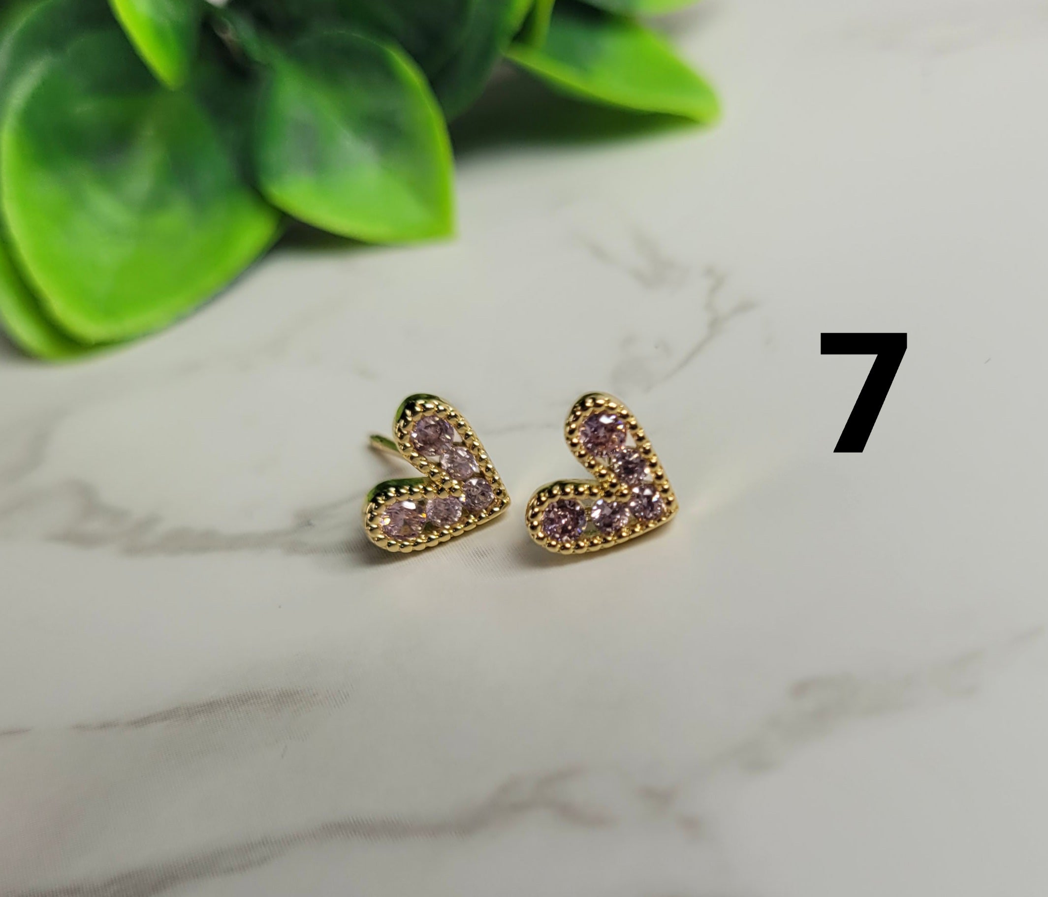 Aretes de diamantes con microcorazón